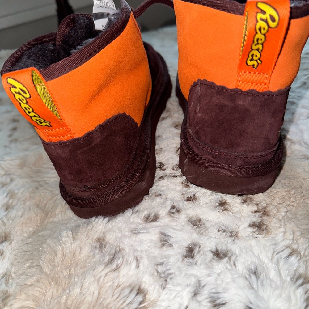 UGG X REESE’S BOOTS (limited edition) - Picture 9 of 12